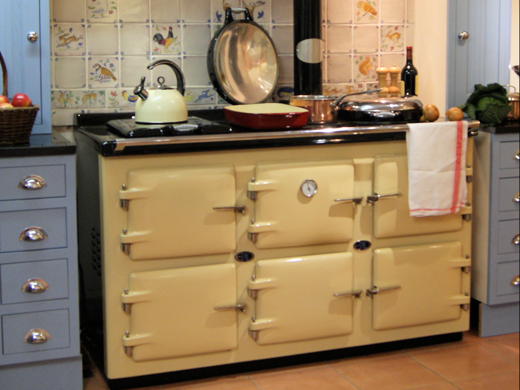 AGA PELLET FIRED RANGE COOKER STOVE 3 OVEN in cream