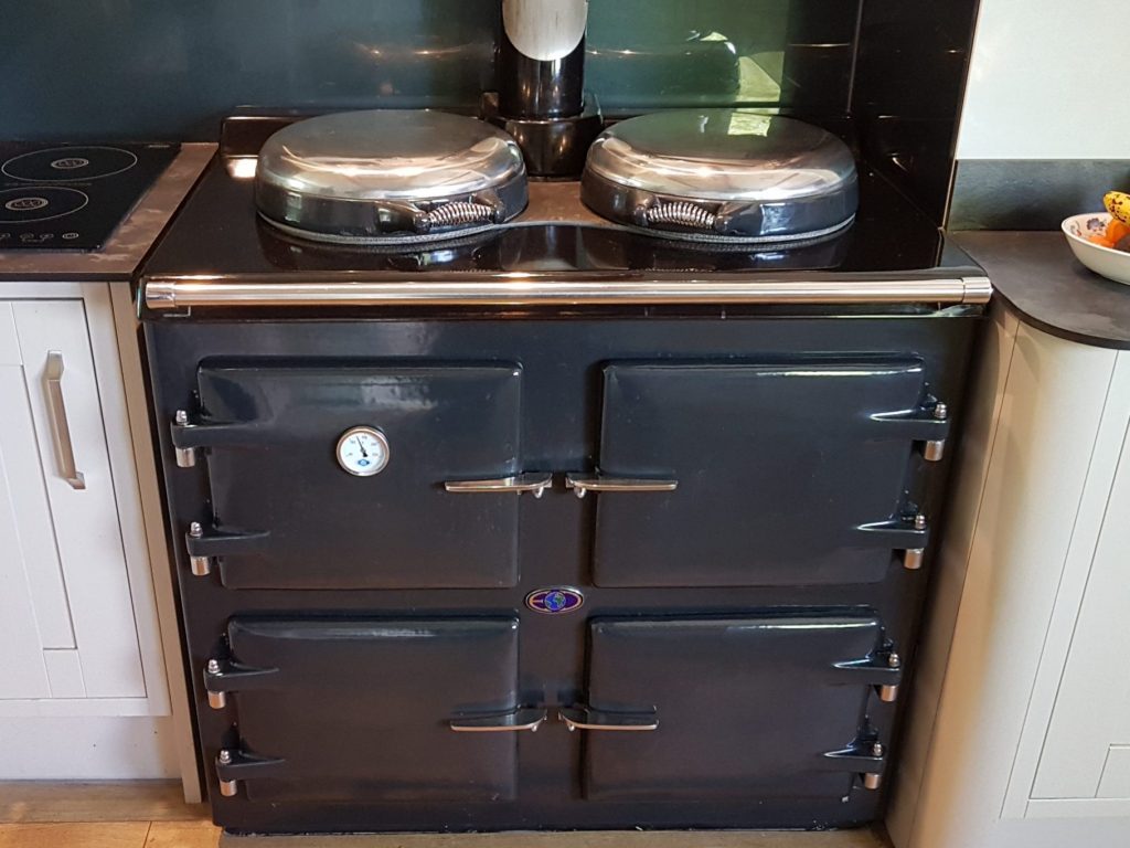 WOOD BURNING STOVE COOKER - 3 OVEN, CARBON NEUTRAL MKII - Thornhill Range  Cookers